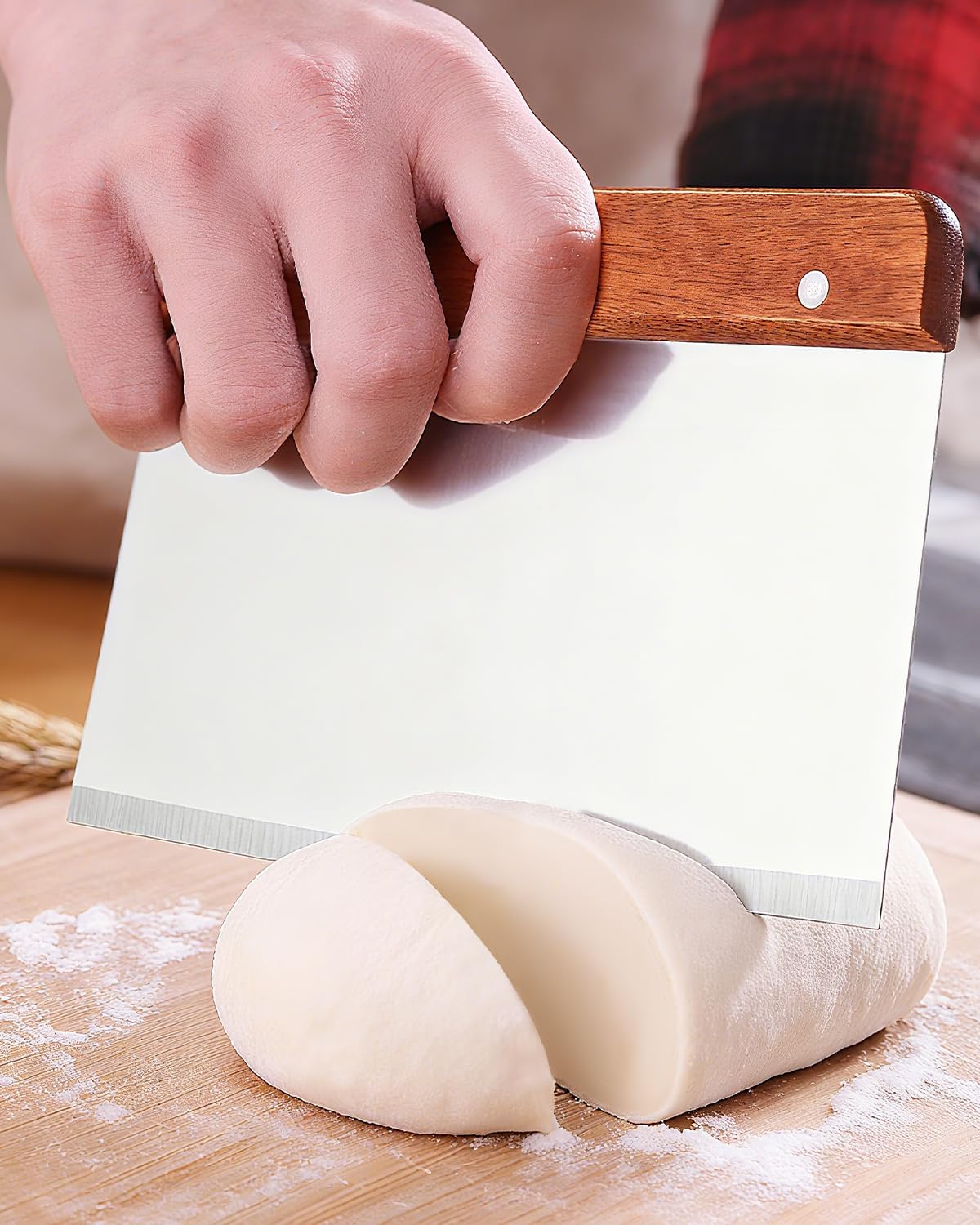 Teigkarte Edelstahl 20 CM, Edelstahl Teigschneider, Gebäckschaber, Teigschaber mit Holzgriff und lebensmittelechter Edelstahlklinge, Teigschneider für das Schneiden von Teig, Brot, Kuchen, Pizza